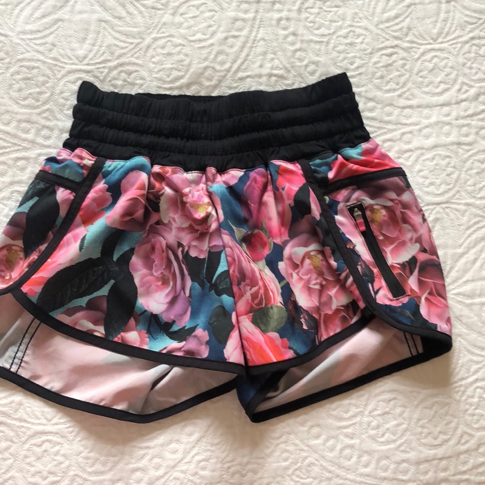 Lululemon Tracker Short